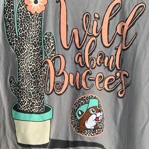 Gray T-Shirt with Buc-ee’s Graphic Oversized Loungewear Adult size XL